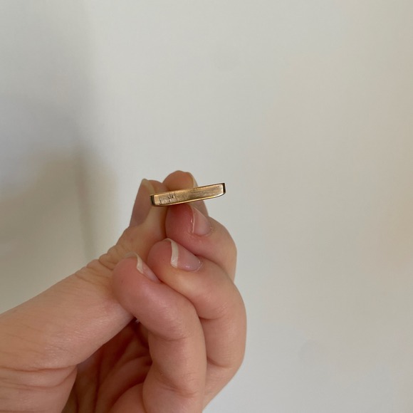 VINTAGE Gold Tone Triangle Pendant Necklace Starburst Charm Dainty Chain Jewelry - Picture 7 of 8